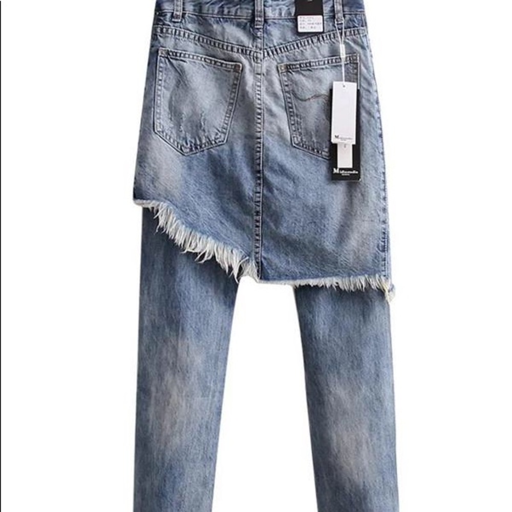 Distressed jeans w/skirt attached SUPER CUTE! NWT